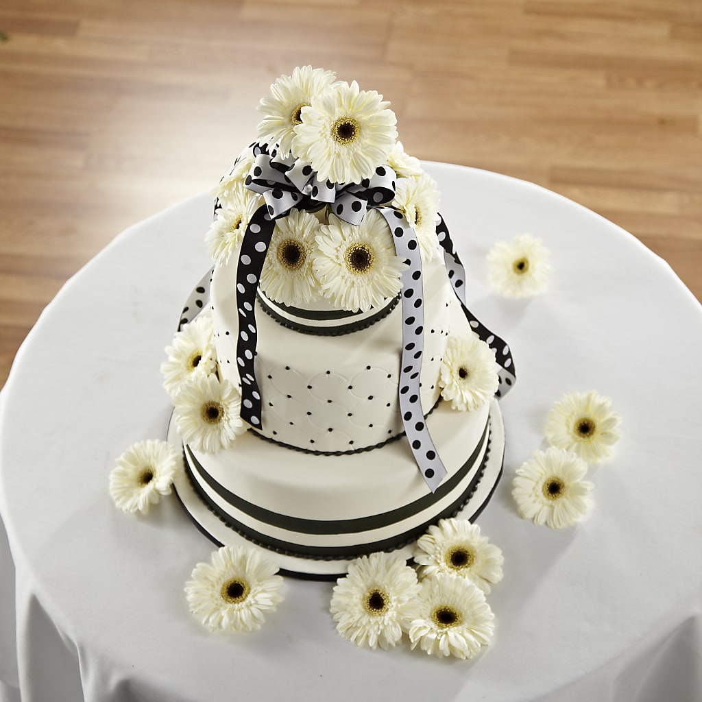 Simple Sophistication Cake Décor – Rita Fleuriste Montreal, Montreal PQ