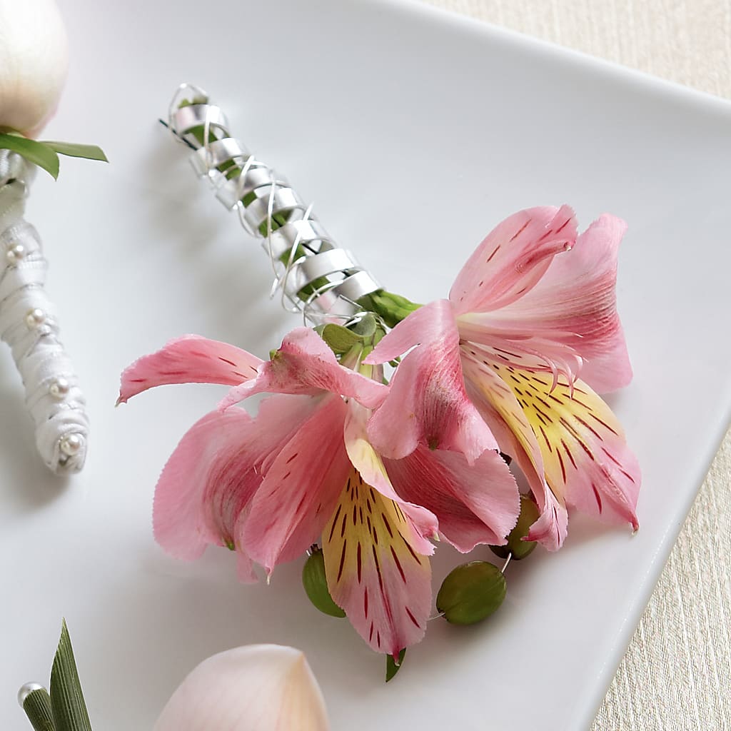 Pink Peruvian Lily Boutonniere – Rita Fleuriste Montreal, Montreal PQ