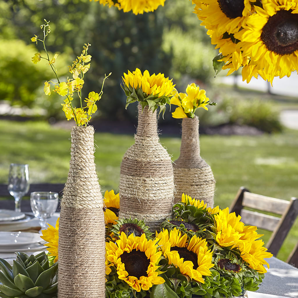 Sublime Garden Centerpiece – Rita Fleuriste Montreal, Montreal PQ