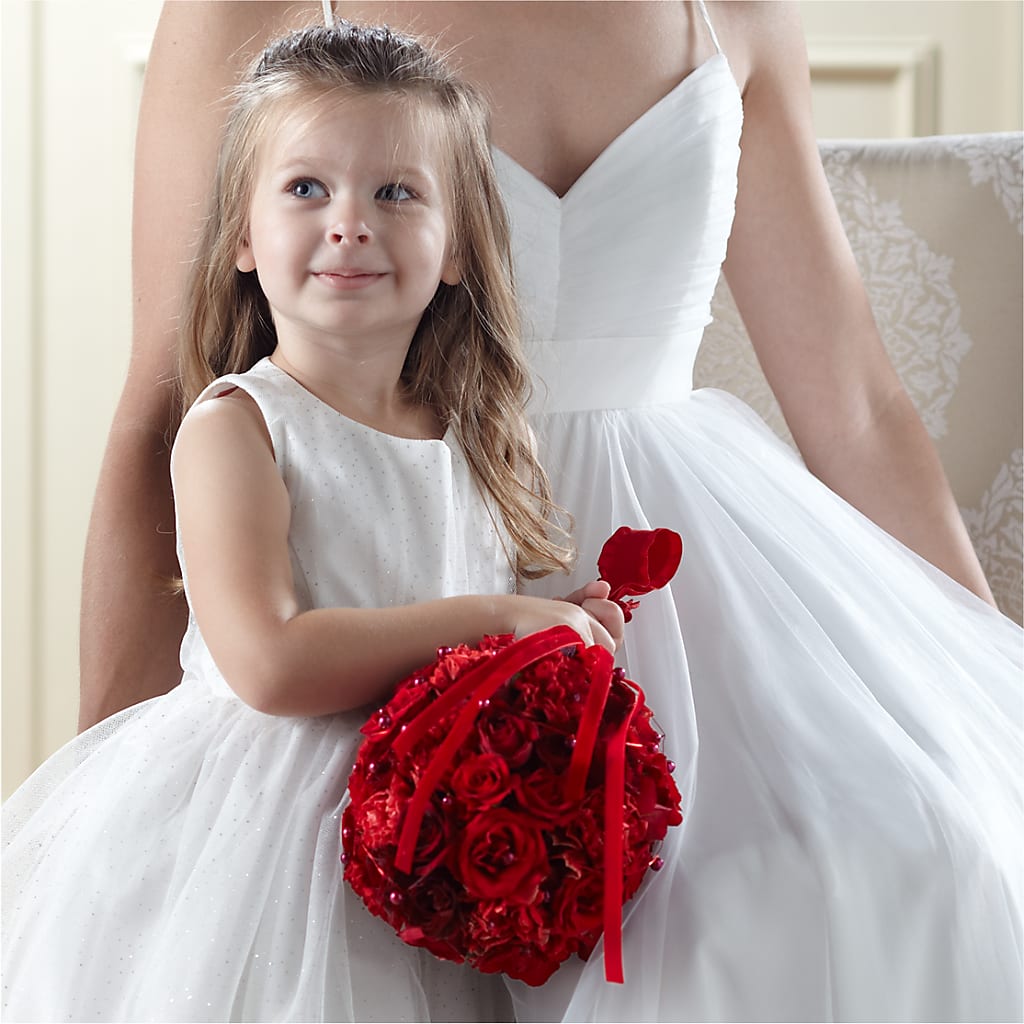 Pure at Heart Flower Girl Arrangement – Rita Fleuriste Montreal, Montreal PQ