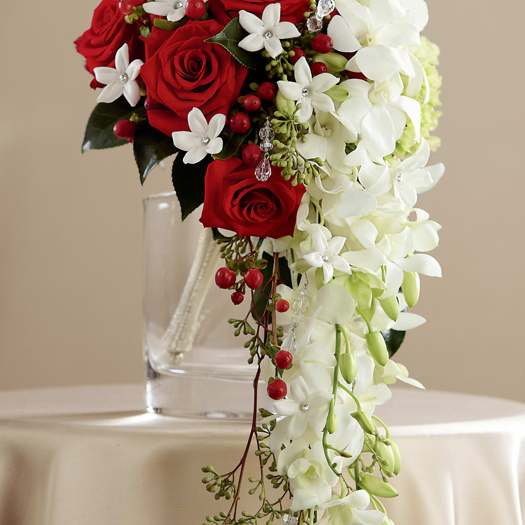 Here Comes the Bride Bouquet – Rita Fleuriste Montreal, Montreal PQ