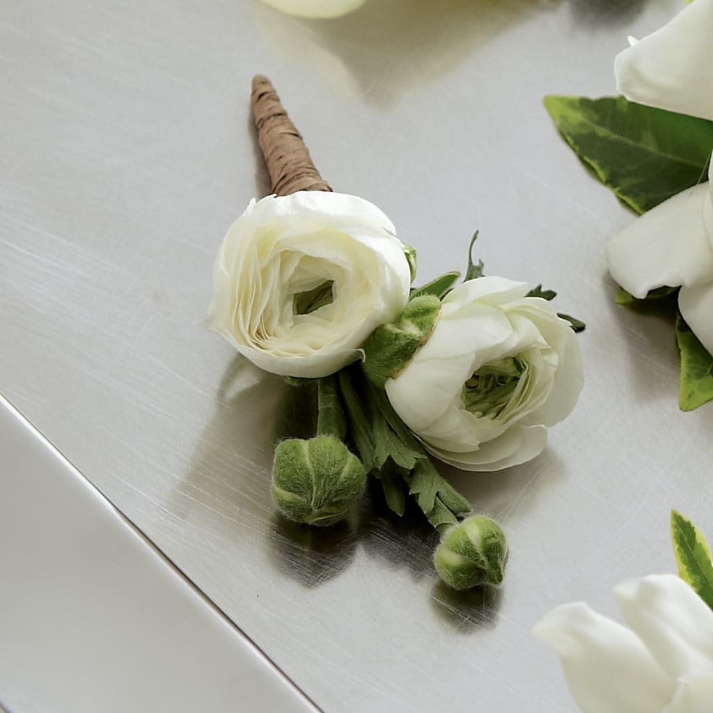 White Ranunculus Boutonniere – Rita Fleuriste Montreal, Montreal PQ