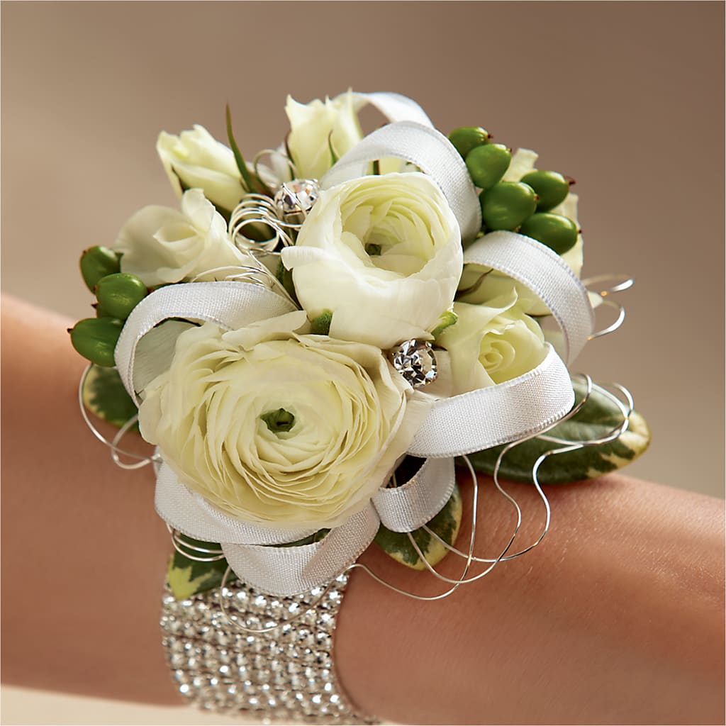 White Wedding Corsage – Rita Fleuriste Montreal, Montreal PQ