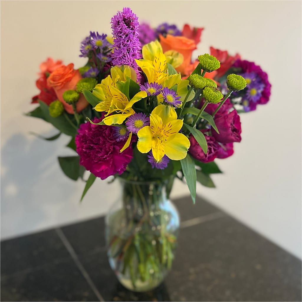 Bold & Bright – A Florist Original –  Rita Fleuriste Montreal, Montreal PQ
