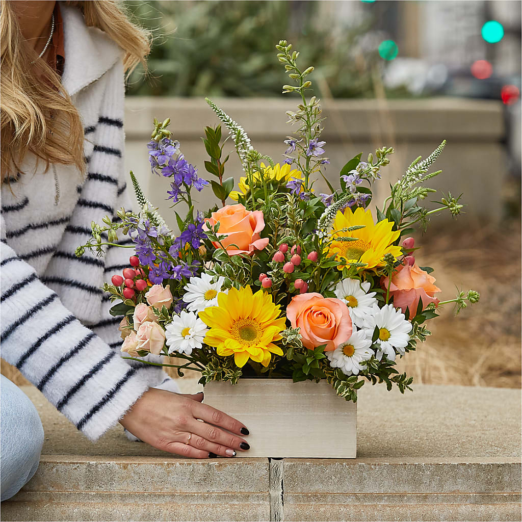 The Good Life Bouquet –  Rita Fleuriste Montreal, Montreal PQ