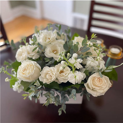 Fresh Linen Box Bouquet –  Rita Fleuriste Montreal, Montreal PQ