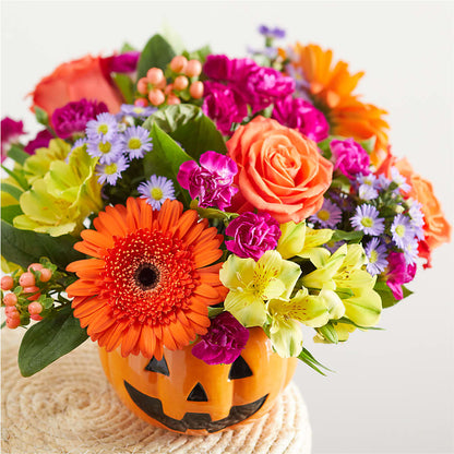 Tricks & Treats Pumpkin –  Rita Fleuriste Montreal, Montreal PQ
