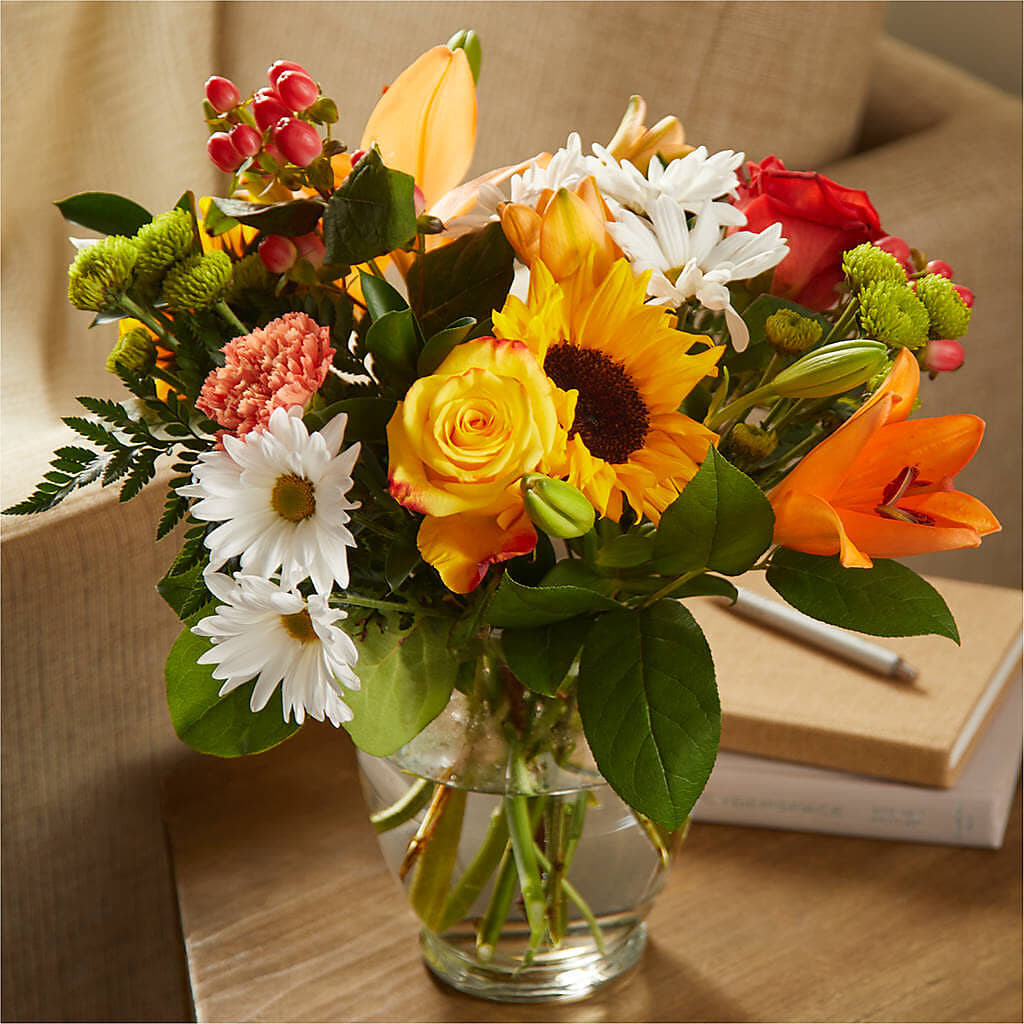 Fall Delight – A Florist Original –  Rita Fleuriste Montreal, Montreal PQ