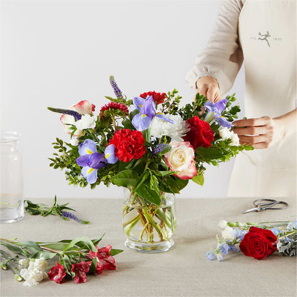 Star Spangled - A Florist Original –  Rita Fleuriste Montreal, Montreal PQ
