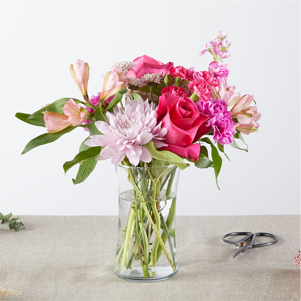 Pink Ribbon - A Florist Original –  Rita Fleuriste Montreal, Montreal PQ