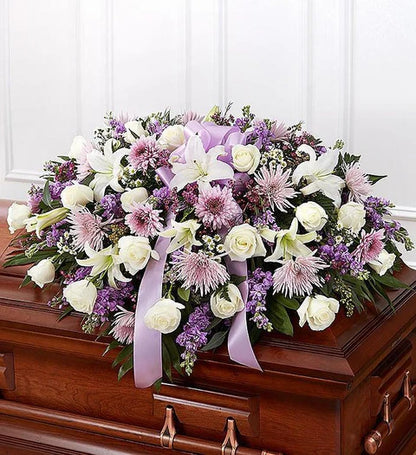 Casket Spray Lavender/White GC-10 –  Rita Fleuriste Montreal, Montreal PQ