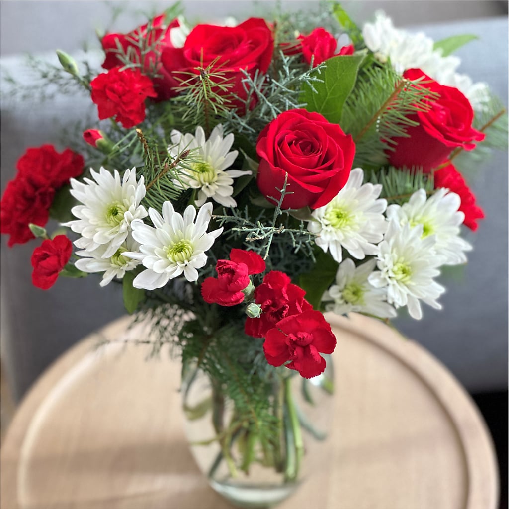 Seasonal Magic Bouquet –  Rita Fleuriste Montreal, Montreal PQ
