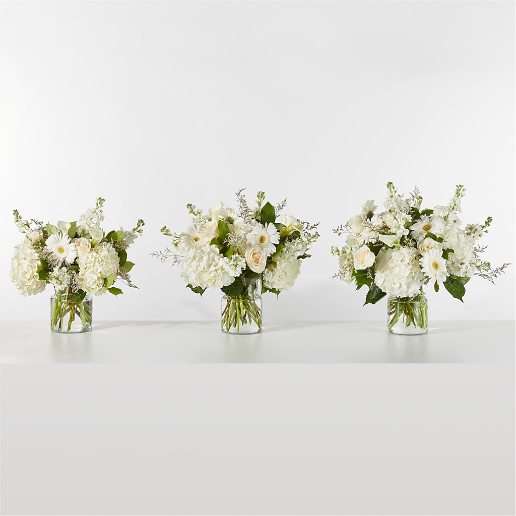 Sun-drenched Blooms Box Bouquet –  Rita Fleuriste Montreal, Montreal PQ