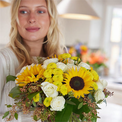 Luminous Morning Bouquet –  Rita Fleuriste Montreal, Montreal PQ