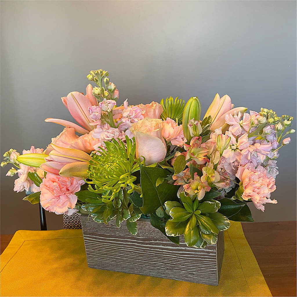 Beautiful Spirit Basket –  Rita Fleuriste Montreal, Montreal PQ