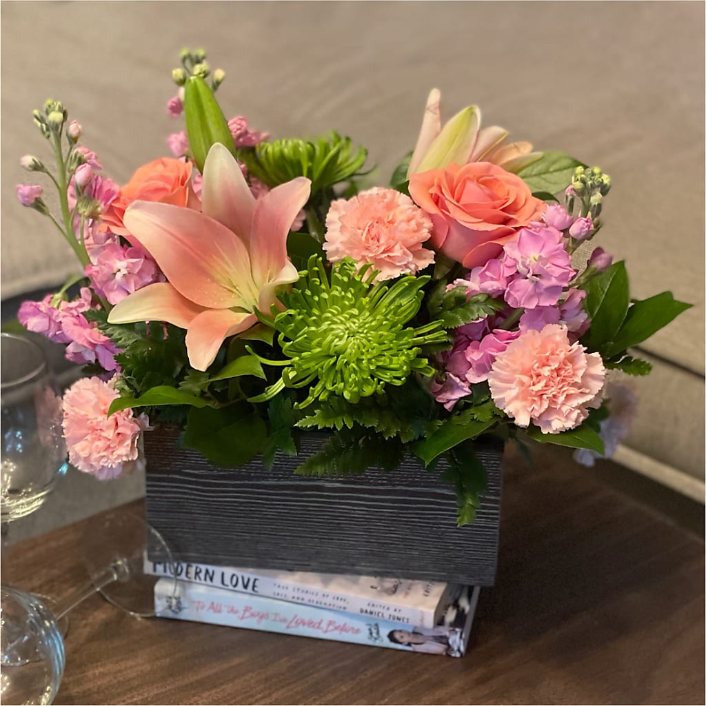 Beautiful Spirit Basket –  Rita Fleuriste Montreal, Montreal PQ