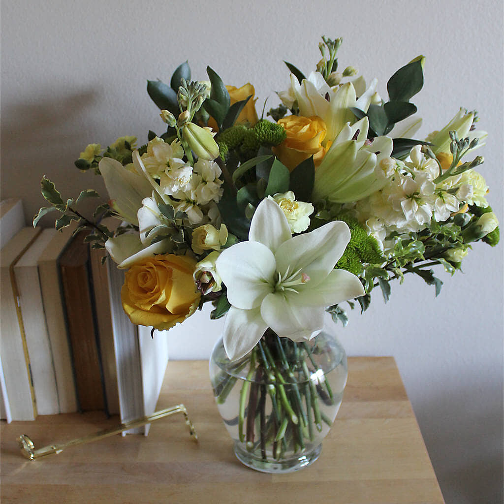 Hope & Serenity Bouquet –  Rita Fleuriste Montreal, Montreal PQ