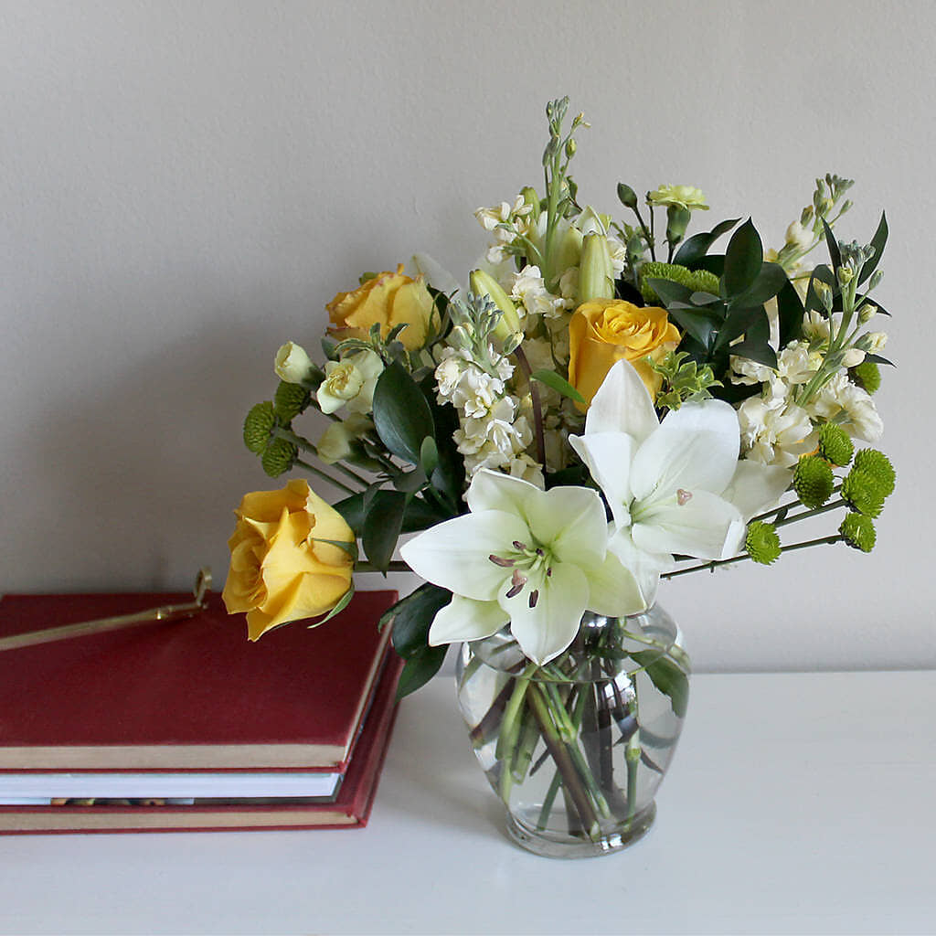 Hope & Serenity Bouquet –  Rita Fleuriste Montreal, Montreal PQ