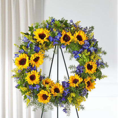 Bright Rays Wreath –  Rita Fleuriste Montreal, Montreal PQ