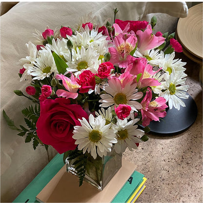 Sweet Surprises® Bouquet –  Rita Fleuriste Montreal, Montreal PQ
