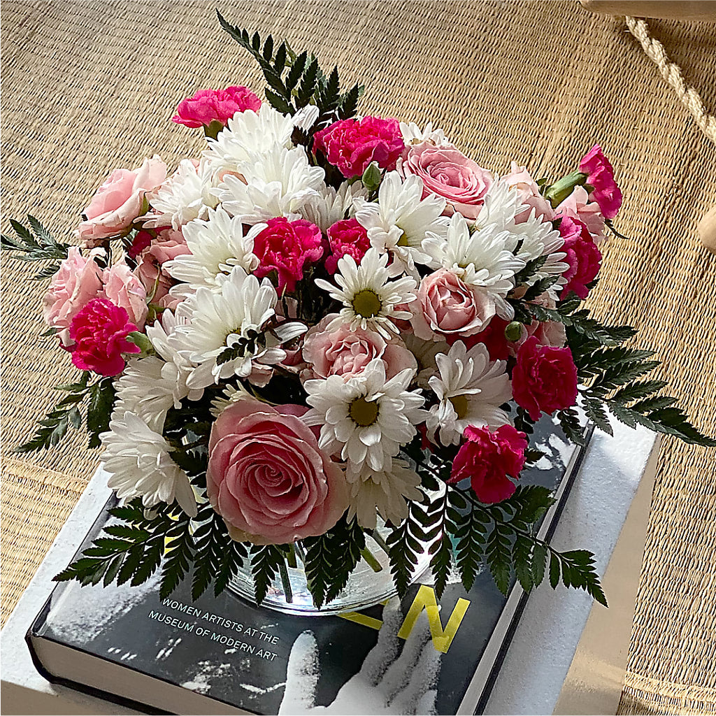 Sweet Surprises® Bouquet –  Rita Fleuriste Montreal, Montreal PQ