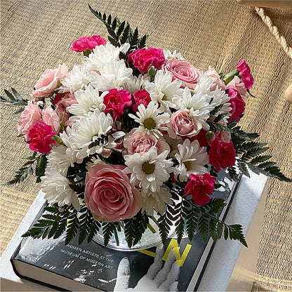 Sweet Surprises® Bouquet –  Rita Fleuriste Montreal, Montreal PQ