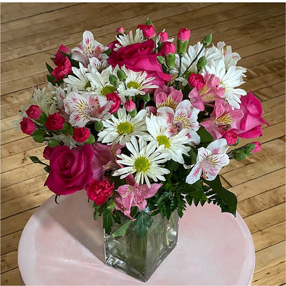 Sweet Surprises® Bouquet –  Rita Fleuriste Montreal, Montreal PQ