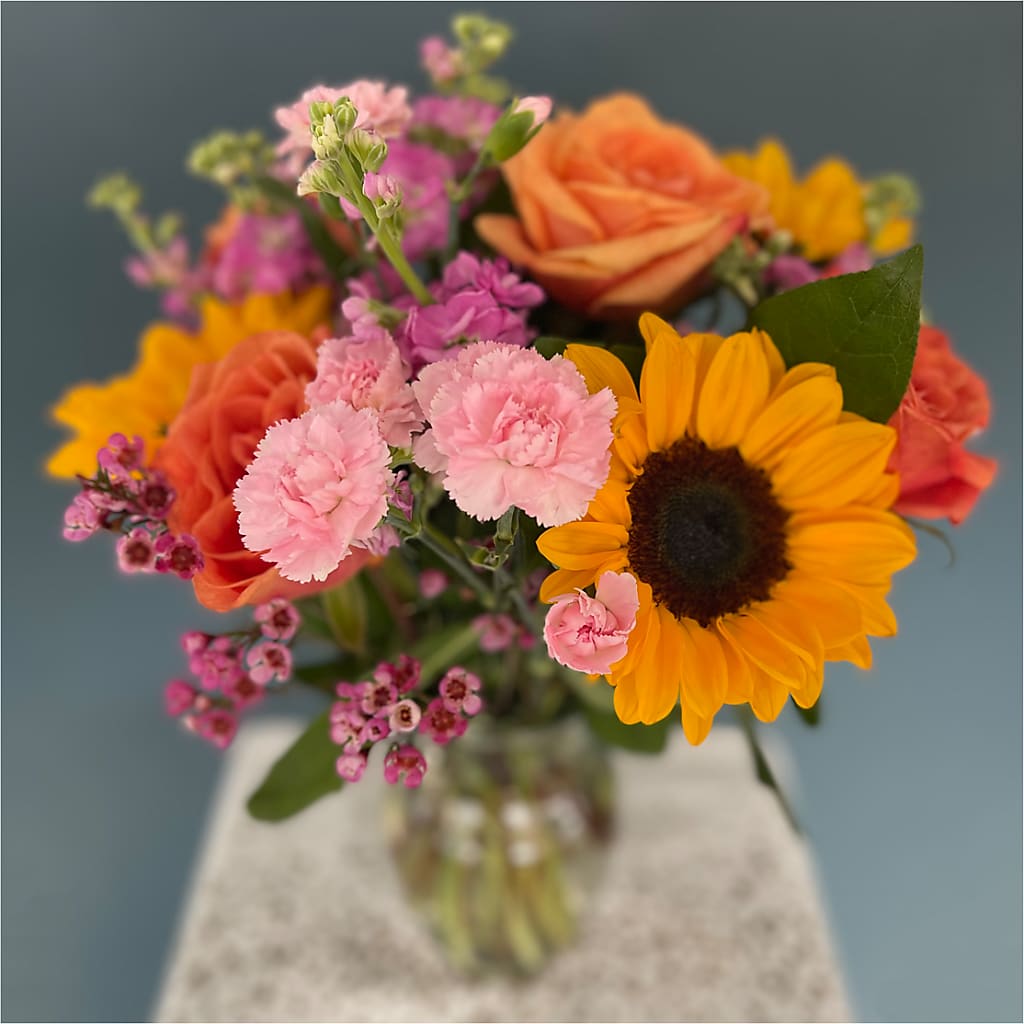 Yellow Brick Road Bouquet –  Rita Fleuriste Montreal, Montreal PQ