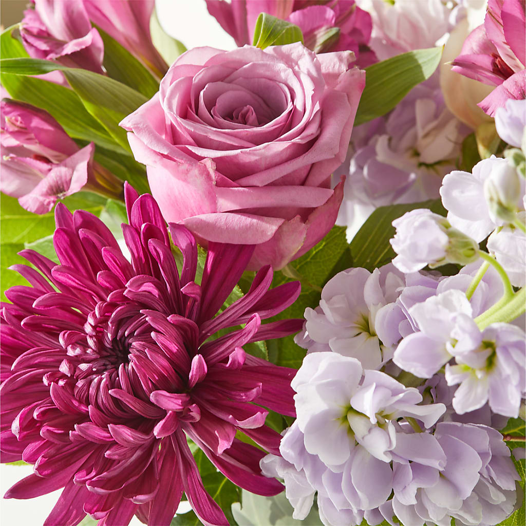 Amethyst Dreams Bouquet –  Rita Fleuriste Montreal, Montreal PQ