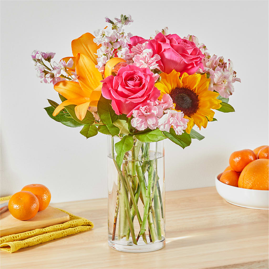 In Full Swing Bouquet –  Rita Fleuriste Montreal, Montreal PQ