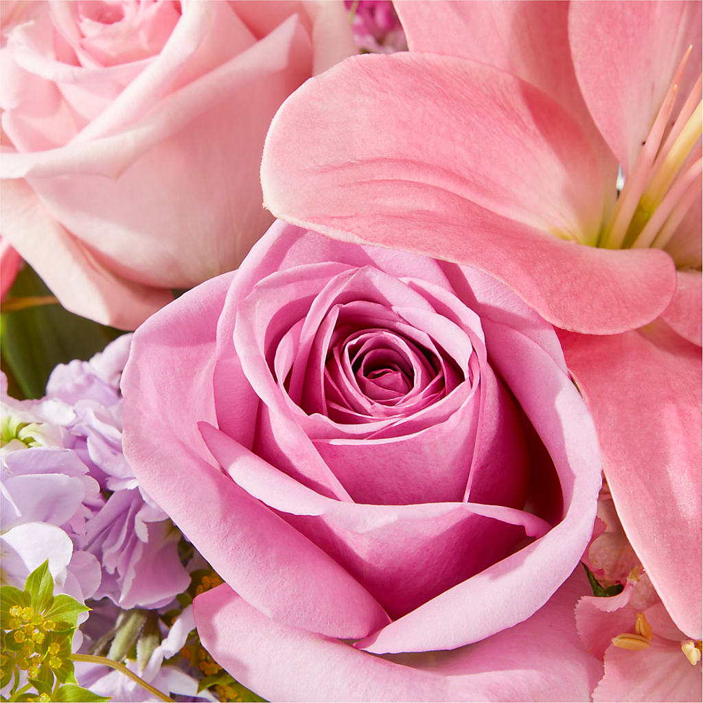 The Crown Jewel Bouquet –  Rita Fleuriste Montreal, Montreal PQ