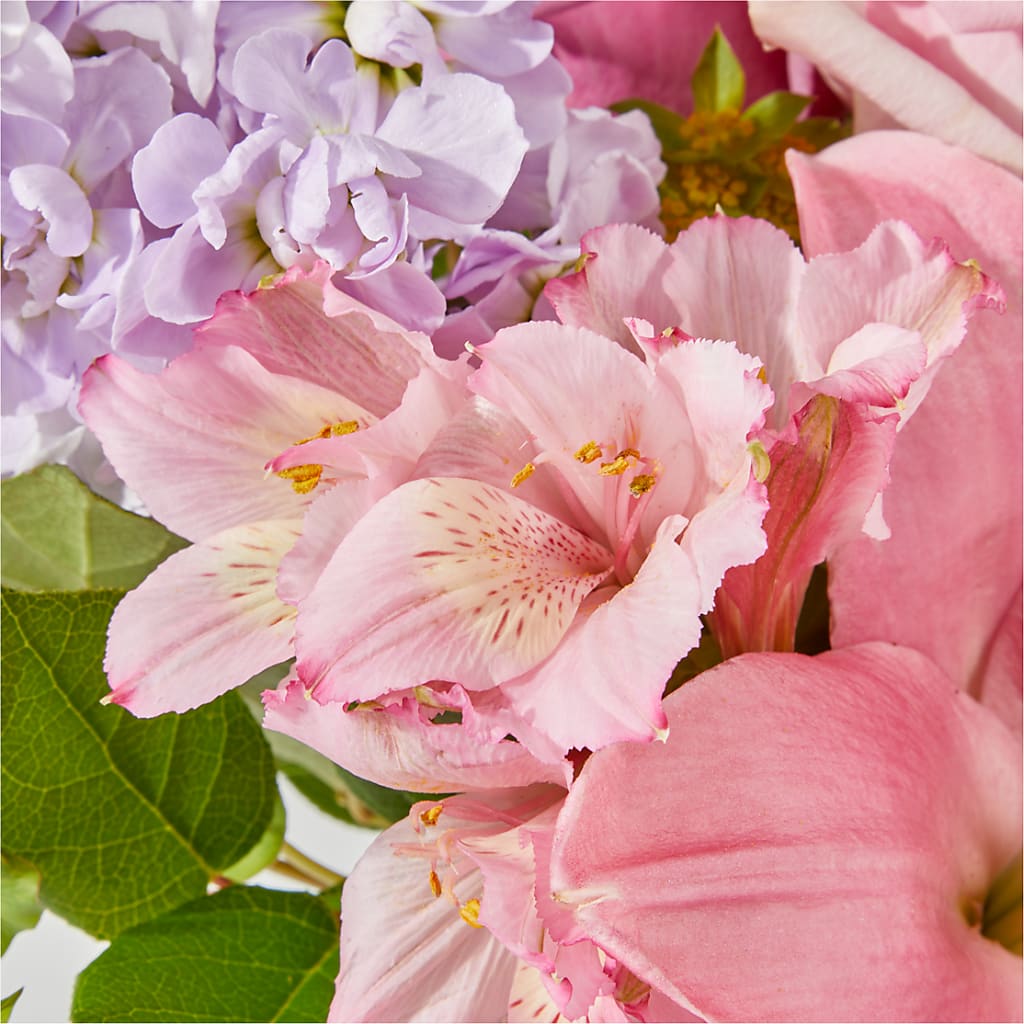 The Crown Jewel Bouquet –  Rita Fleuriste Montreal, Montreal PQ