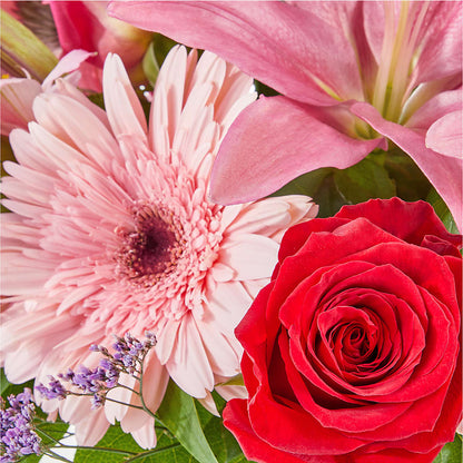 Lots of Love Bouquet –  Rita Fleuriste Montreal, Montreal PQ