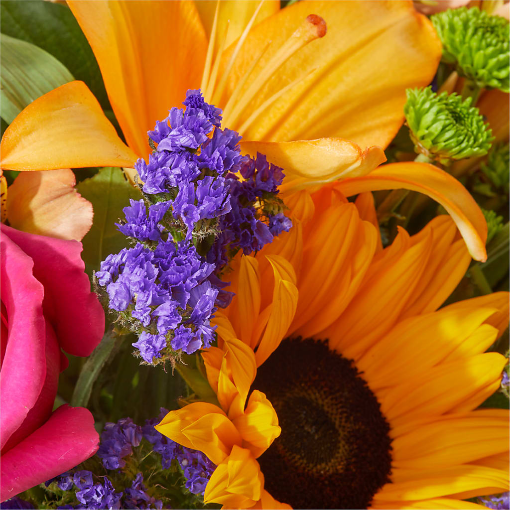Joyful Bouquet –  Rita Fleuriste Montreal, Montreal PQ