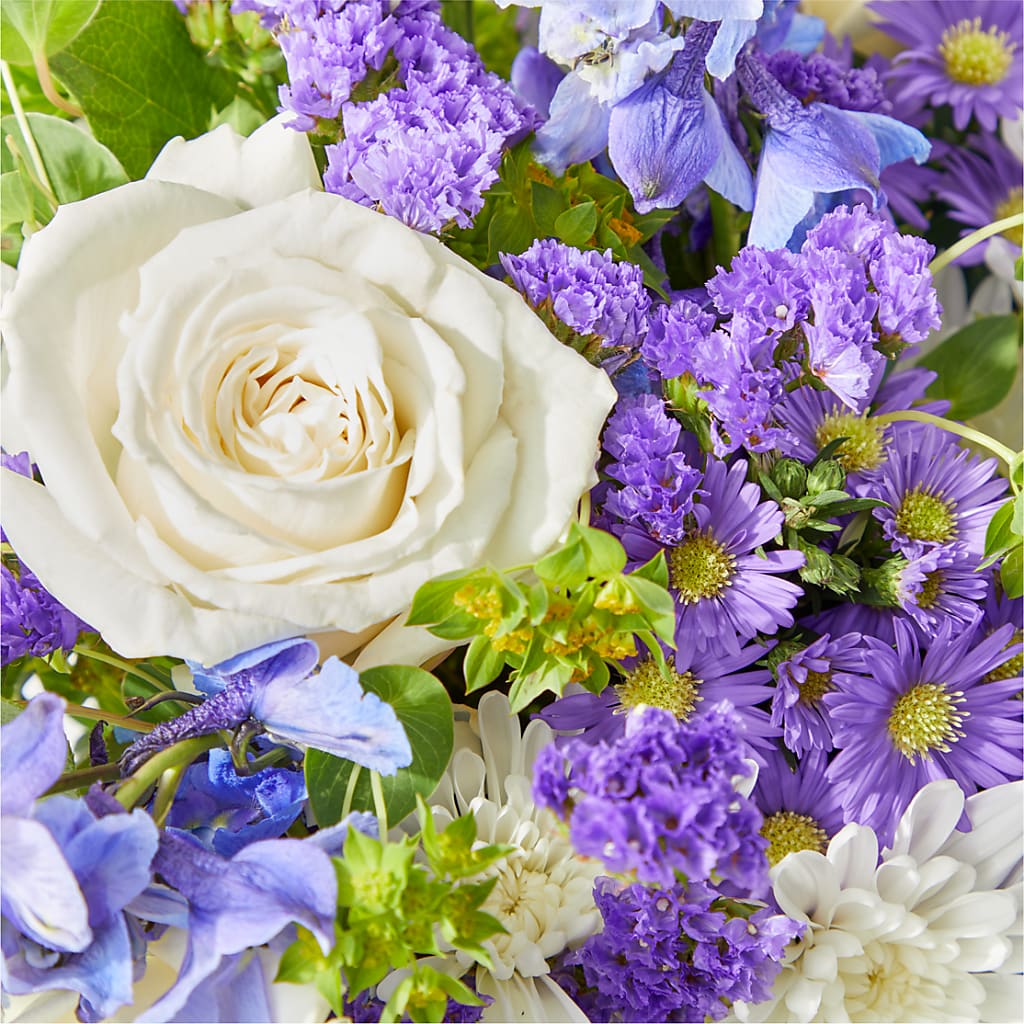 Genuine Gestures Bouquet –  Rita Fleuriste Montreal, Montreal PQ