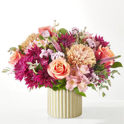 Berry Cobbler Bouquet with Ivory Vase –  Rita Fleuriste Montreal, Montreal PQ