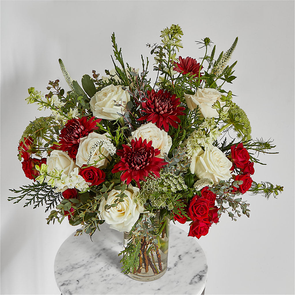 Favorite Traditions Bouquet –  Rita Fleuriste Montreal, Montreal PQ