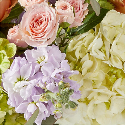 Porch Swing Bouquet –  Rita Fleuriste Montreal, Montreal PQ