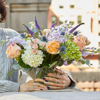 Porch Swing Bouquet –  Rita Fleuriste Montreal, Montreal PQ