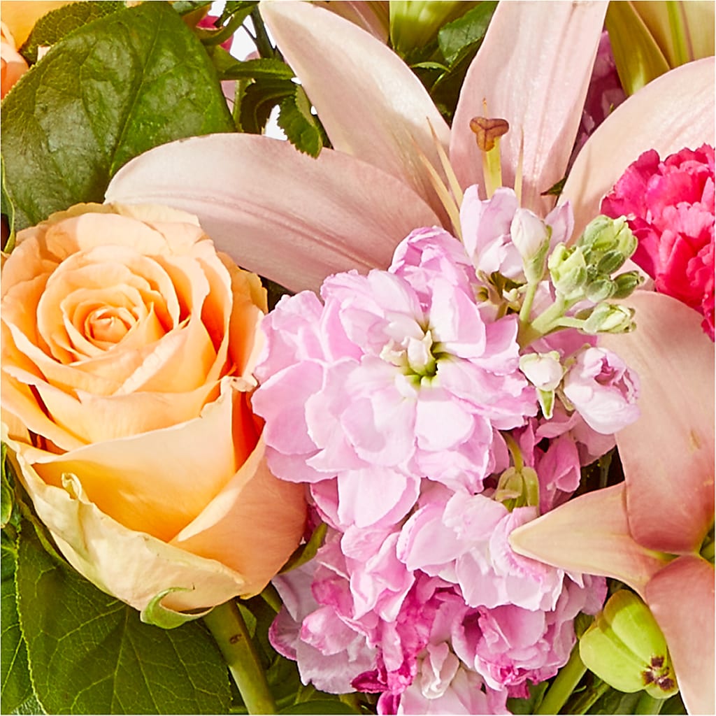 Bisous Bouquet –  Rita Fleuriste Montreal, Montreal PQ