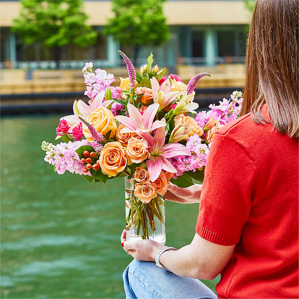 Bisous Bouquet –  Rita Fleuriste Montreal, Montreal PQ