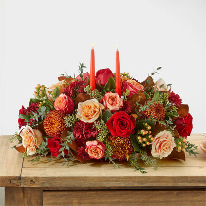 Gather Near Centerpiece –  Rita Fleuriste Montreal, Montreal PQ