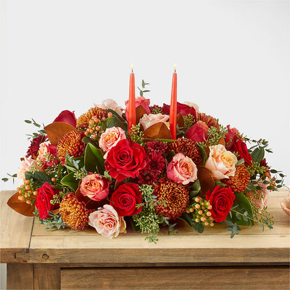 Gather Near Centerpiece –  Rita Fleuriste Montreal, Montreal PQ